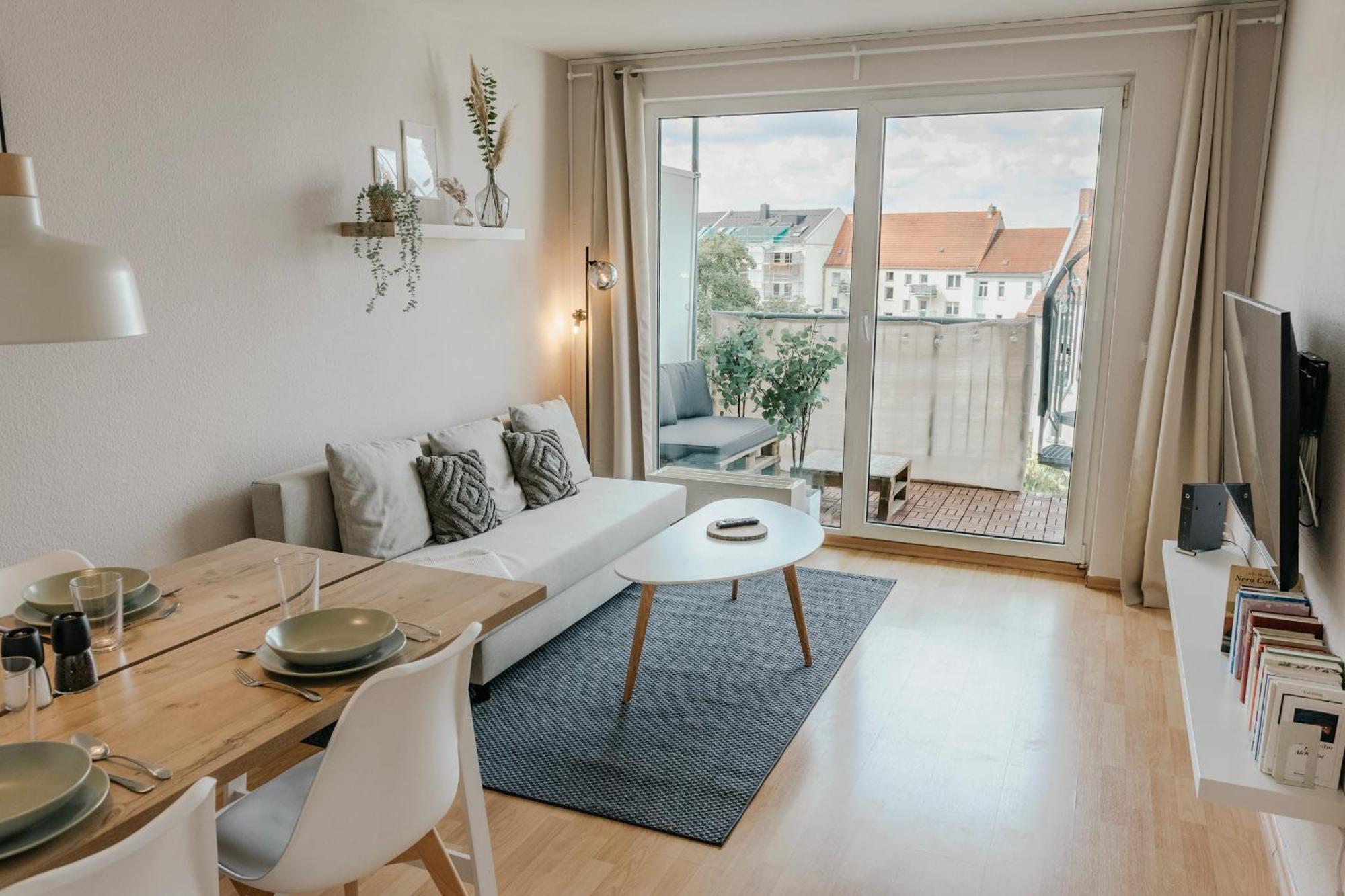 Traber Apartments 1 Sz Zentral Ruhig Balkon لبسيا المظهر الخارجي الصورة